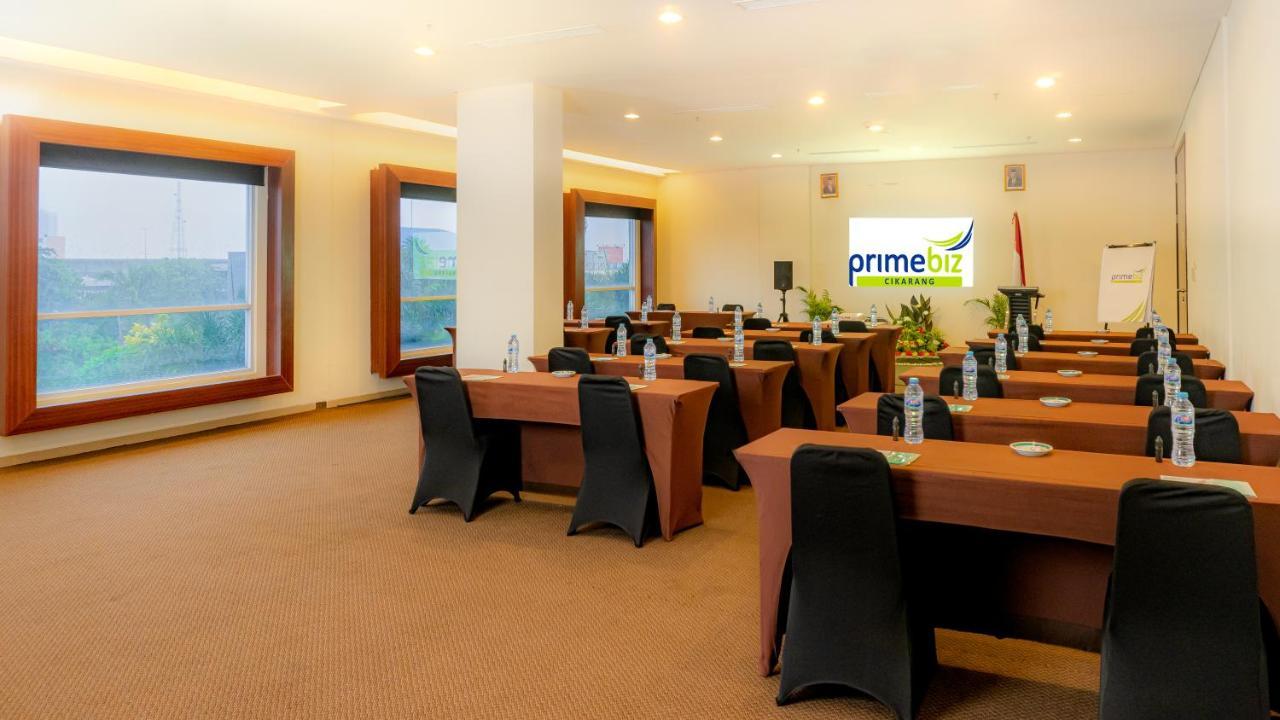 Primebiz Cikarang Ξενοδοχείο Εξωτερικό φωτογραφία