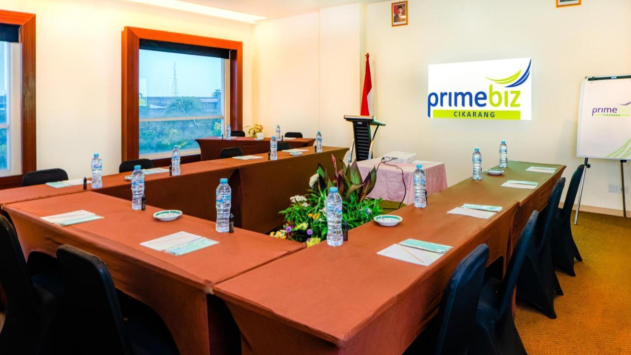 Primebiz Cikarang Ξενοδοχείο Εξωτερικό φωτογραφία